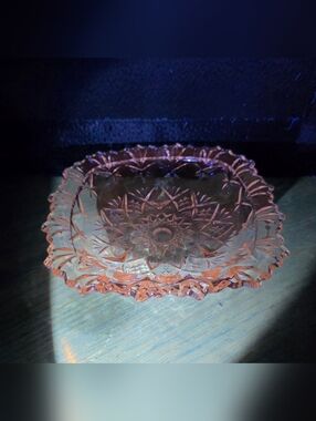 Pasari Vintage Sawtooth Edge Footed Pressed Glass Ashtray/ Trinket Dish